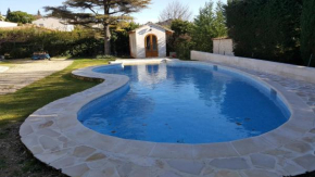 Maison au Paradou